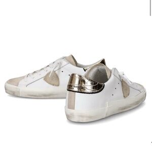 White and Gold Distressed Sneakers with Vintage Style